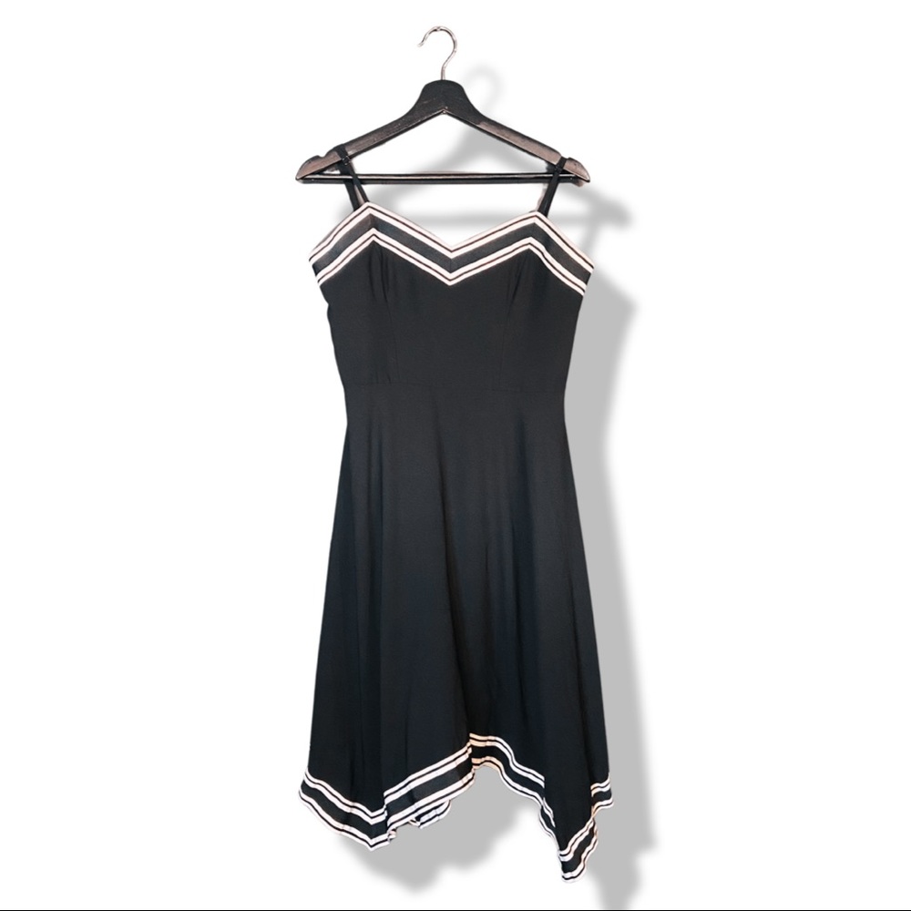 NWOT Ted Baker Handkerchief Dress - Size 4 (US 10)